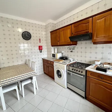 Casa Da Estacao_sao Martinho Do Porto Apartment