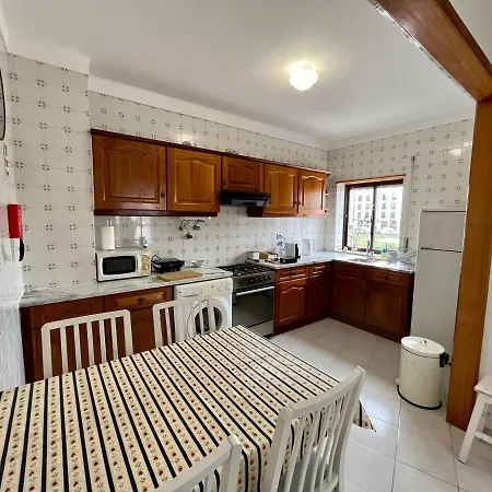 Apartment Casa Da Estacao_sao Martinho Do Porto *